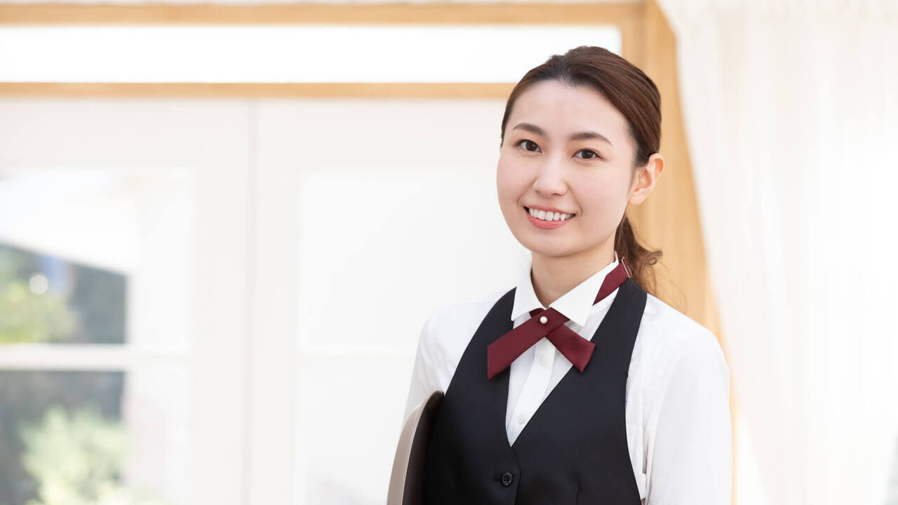 洋食・西洋料理で働く人の写真2枚目