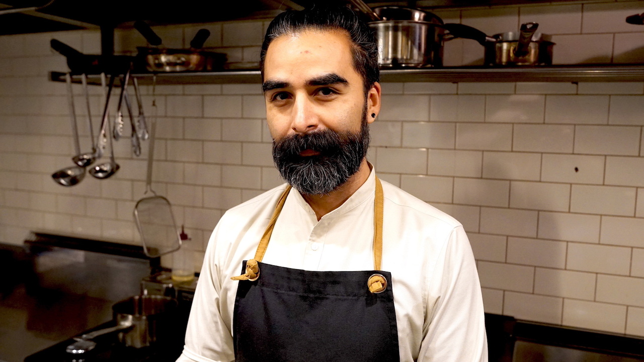 A9で働く人の写真1枚目