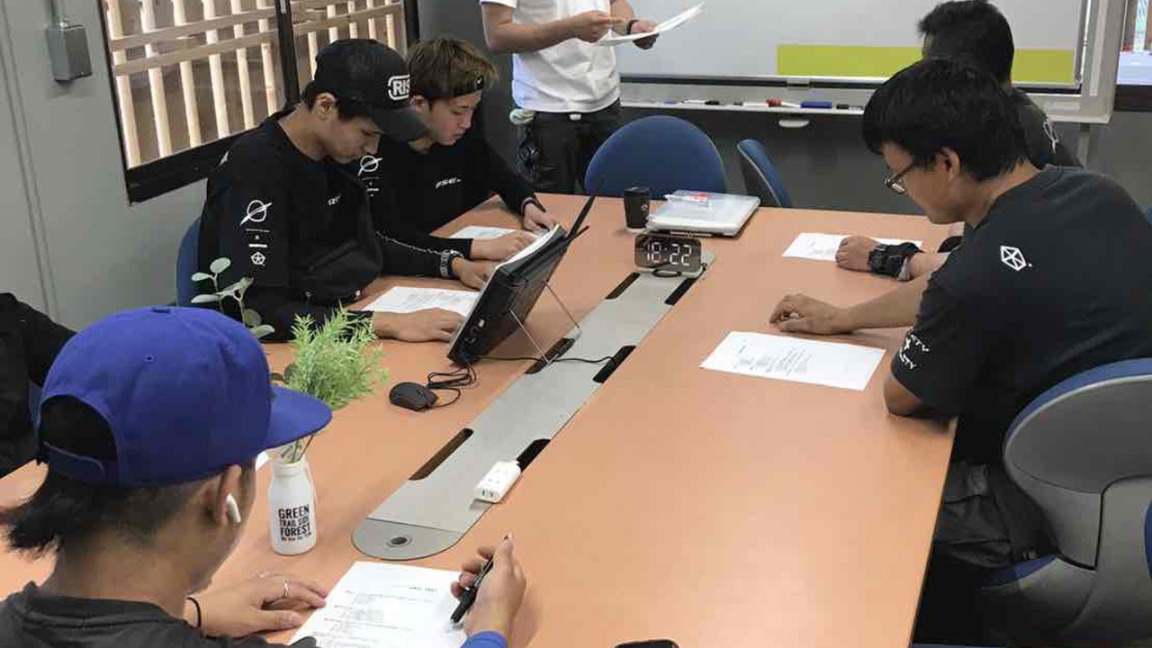 RISEcafeで働く人の写真4枚目