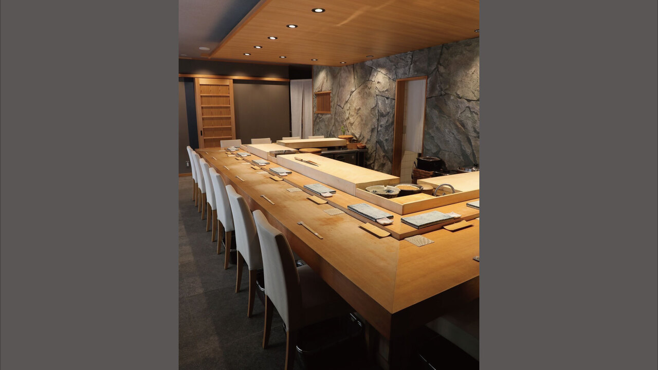 鮨 しゅんぺいの事業内容の写真2枚目