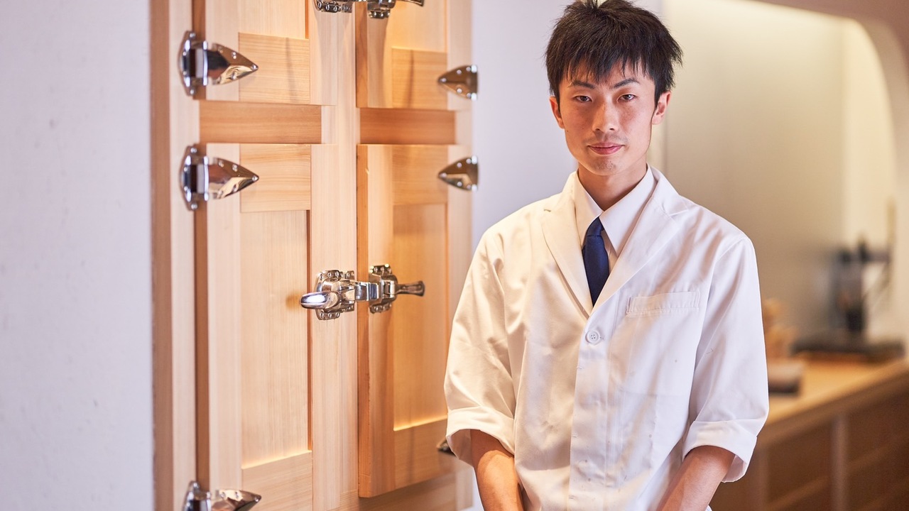 寿し あや瀬で働く人の写真1枚目