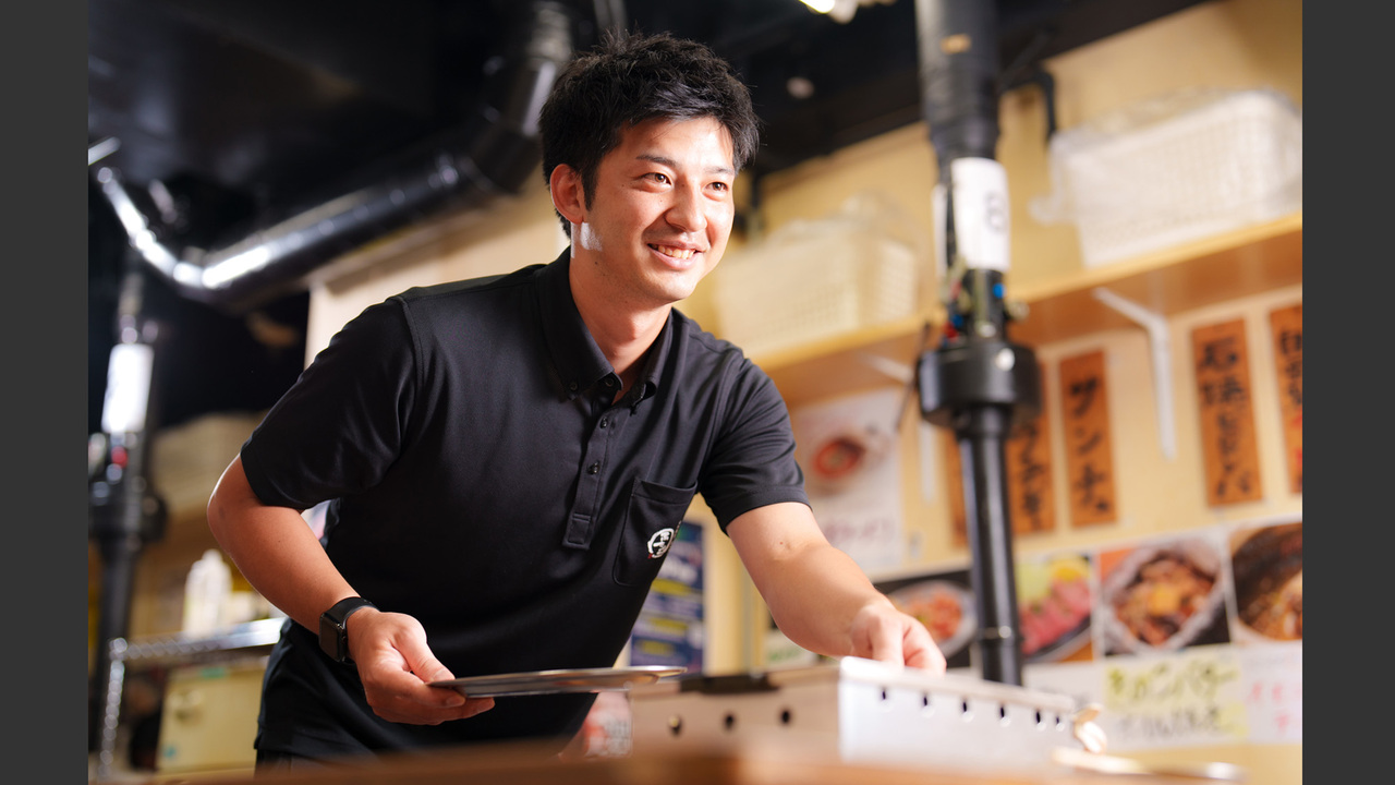 大阪焼肉・ホルモン ふたごで働く人の写真4枚目