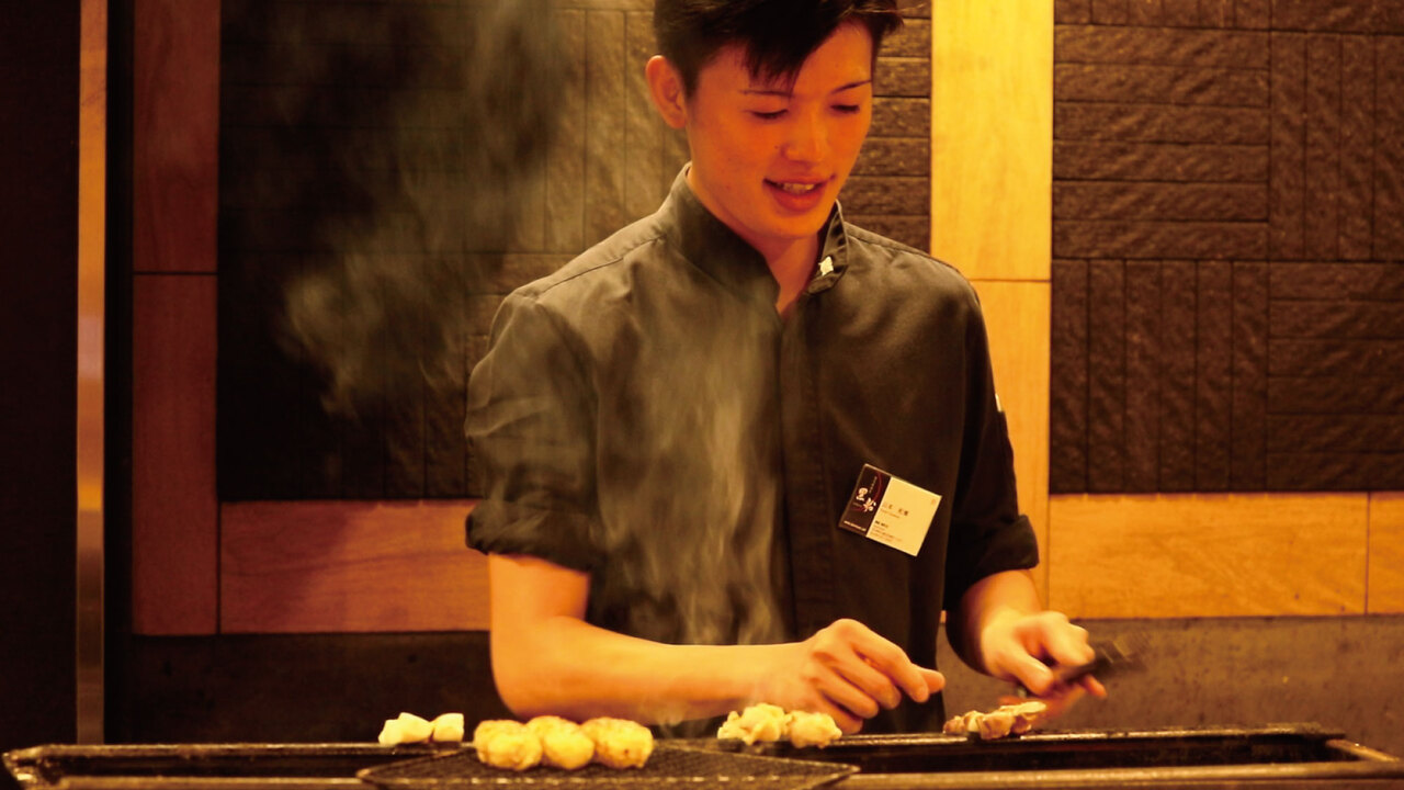 炭火焼鳥 黒船 で働く人の写真3枚目