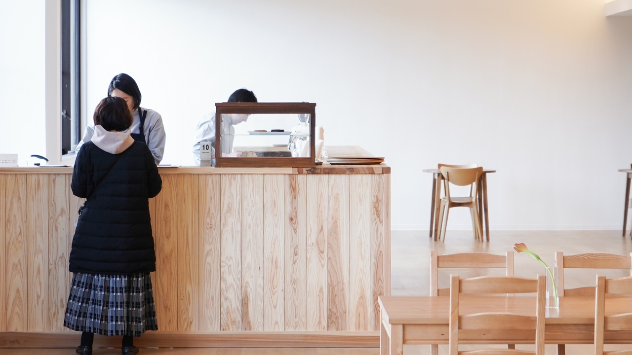 cafe letterで働く人の写真3枚目