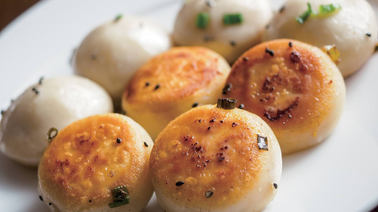  大阪焼小籠包 浪曼路 (ローマンルゥ) の事業内容の写真1枚目