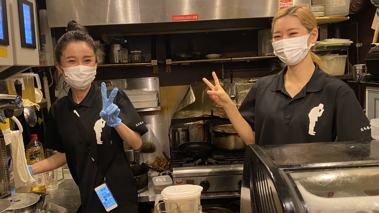 立ち吞み 庶民で働く人の写真1枚目