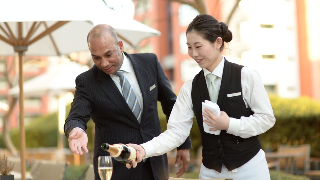 グランド ハイアット 東京で働く人の写真2枚目