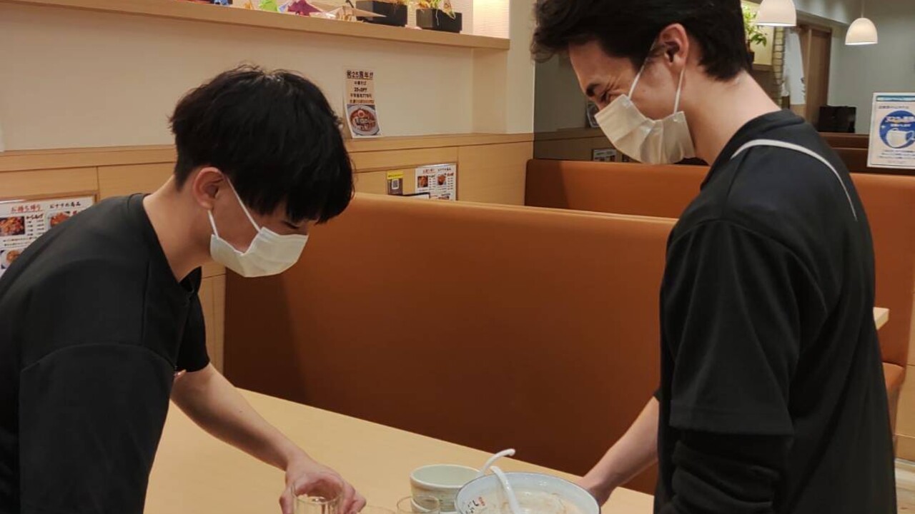 麺処田ぶしで働く人の写真3枚目