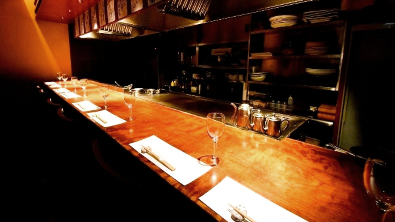 鉄板焼 龍神 名駅店の事業内容の写真1枚目