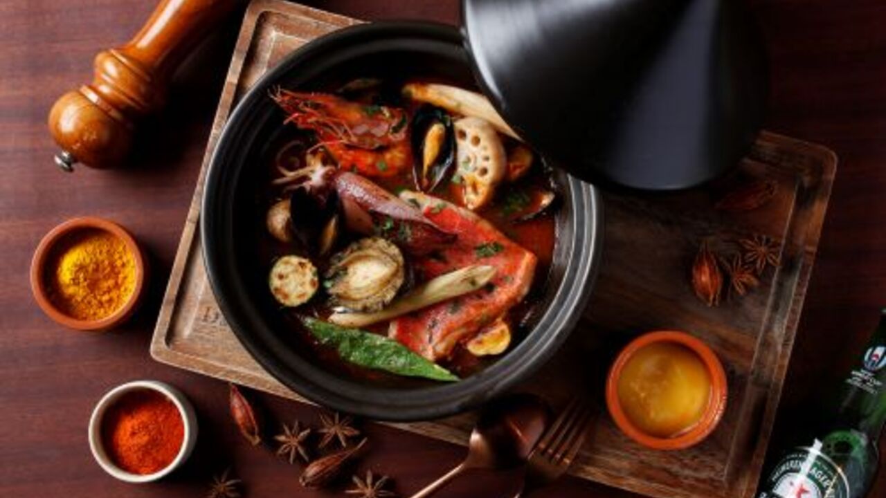 The Living Room with SKY BARの事業内容の写真3枚目