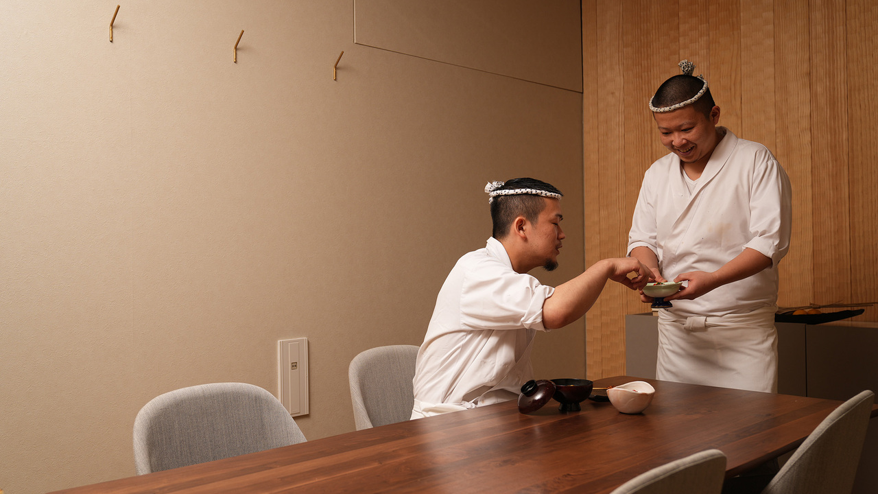 鳥しきICHIMONで働く人の写真4枚目