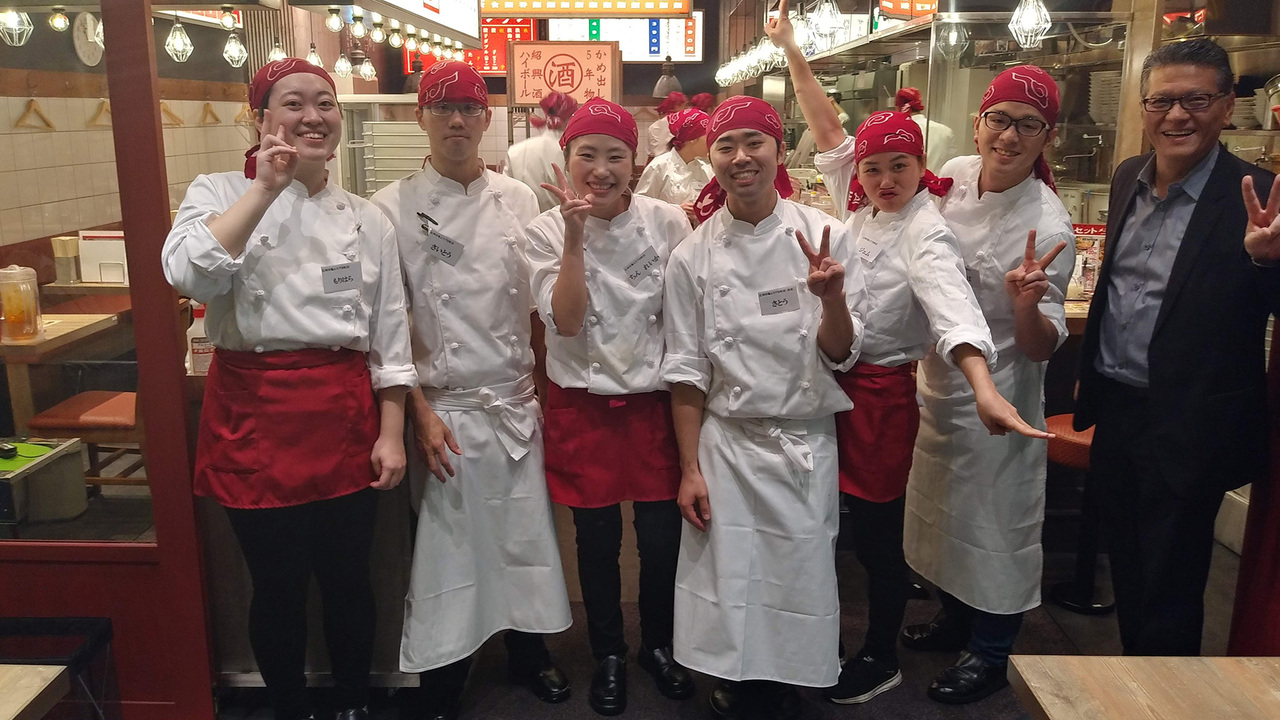 広州市場で働く人の写真2枚目