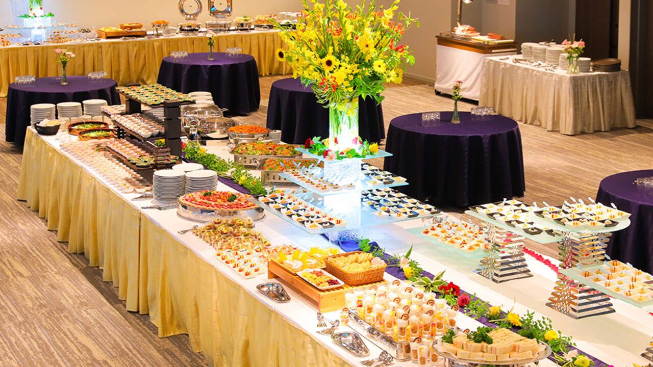 日本青年館ホテルレストラン「EAST WIND GAIEN」の事業内容の写真1枚目