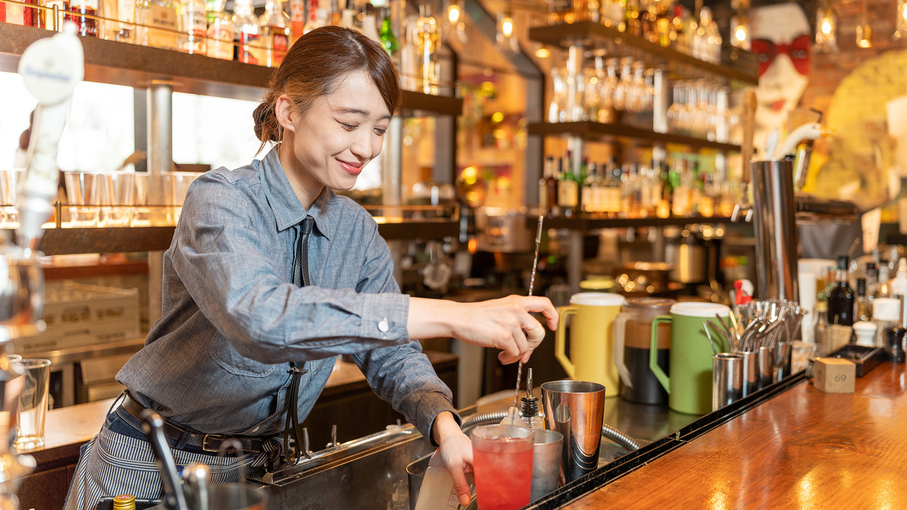 tavern on S <és> 新宿で働く人の写真2枚目