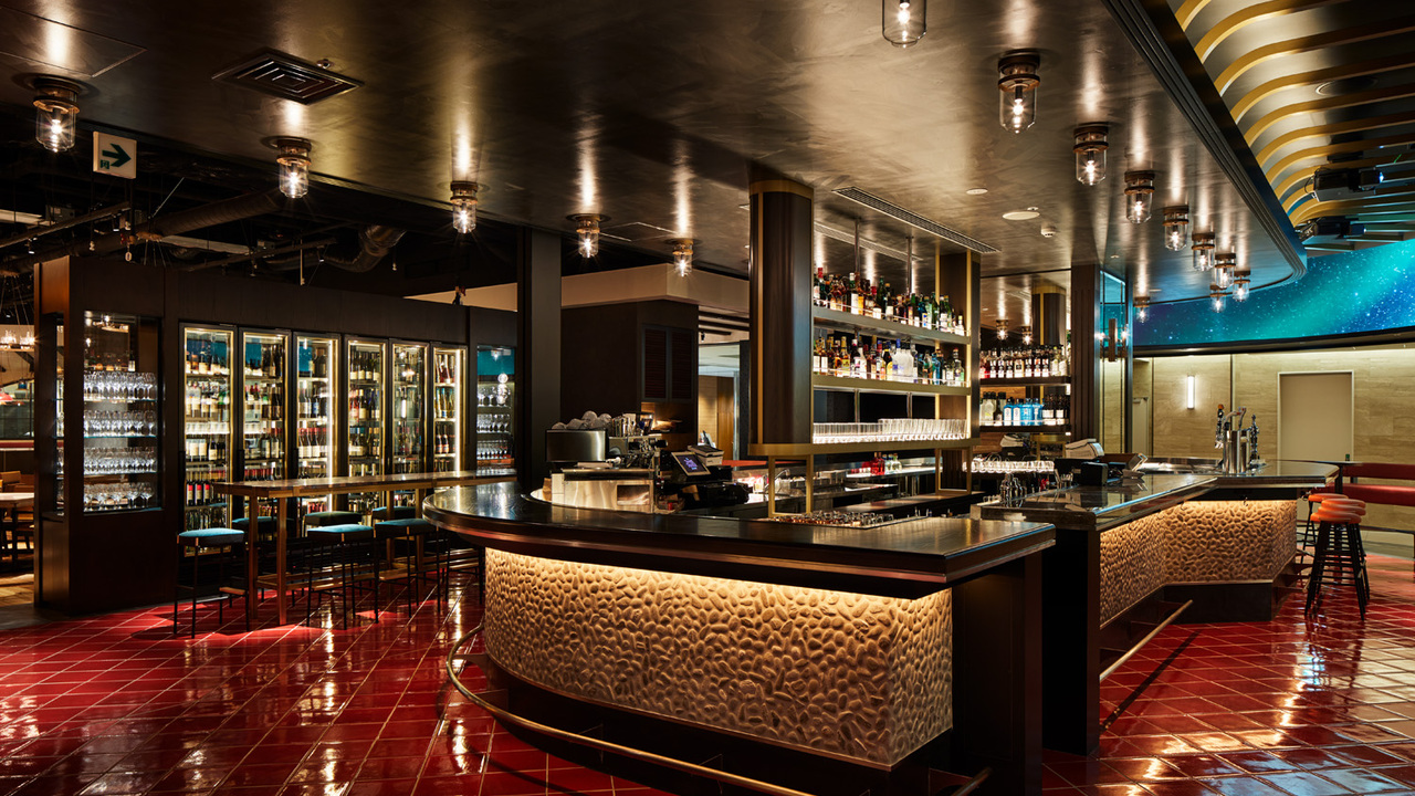 The TOWER TAVERN BAR & GRILL名古屋の事業内容の写真1枚目