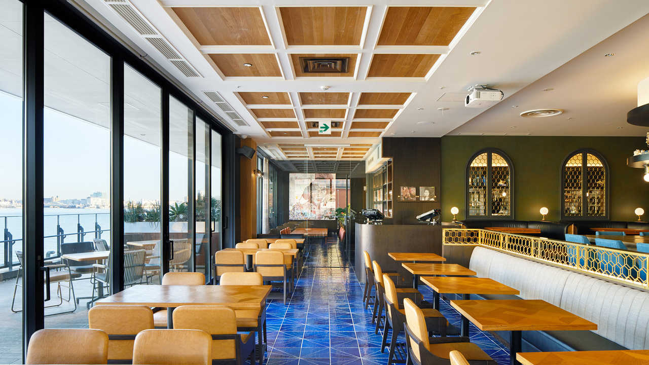 QUAYS pacific grill 横浜の事業内容の写真2枚目