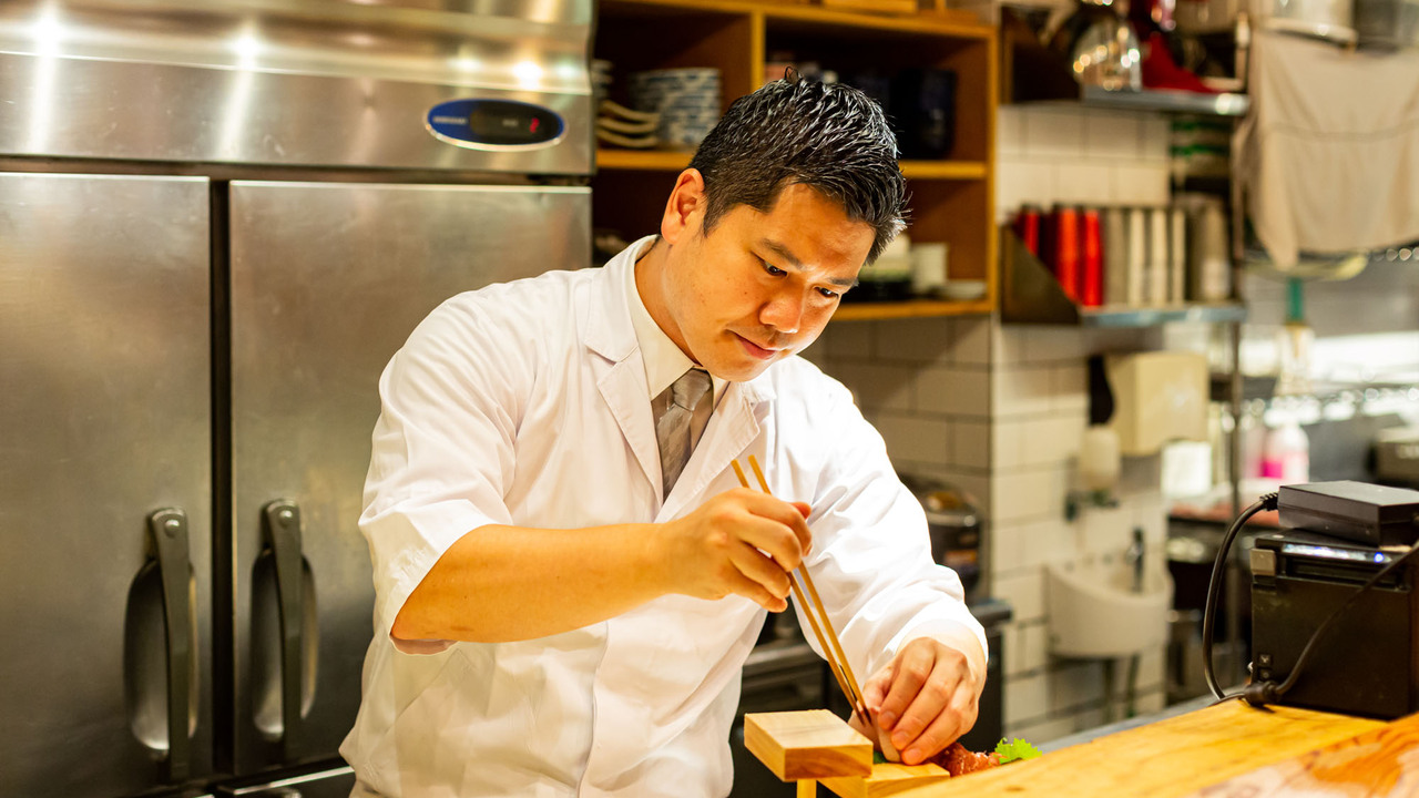 浪花ろばた 頂鯛 北新地店で働く人の写真2枚目