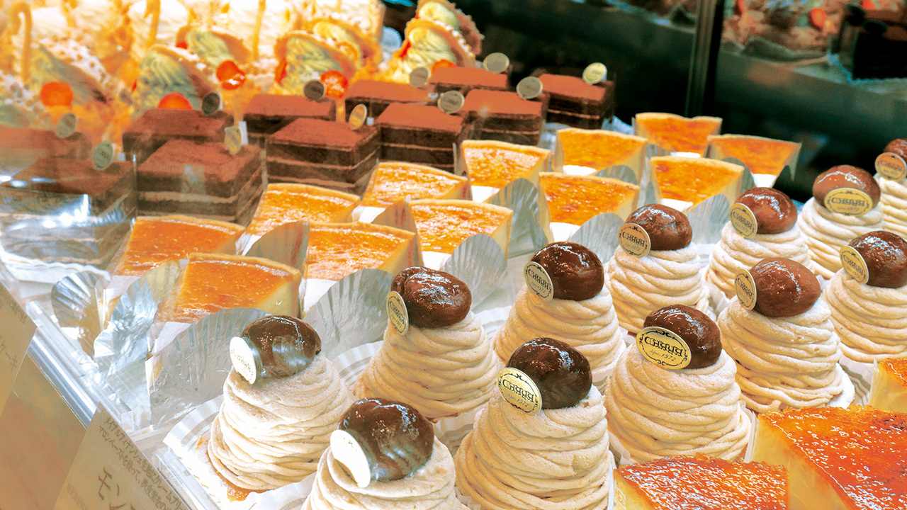 LES PÂTISSERIES LA MARÉE DE CHAYA(パティスリー ラ・マーレ・ド・チャヤ)の事業内容の写真1枚目