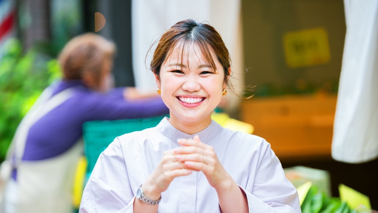 歩きはじめで働く人の写真1枚目