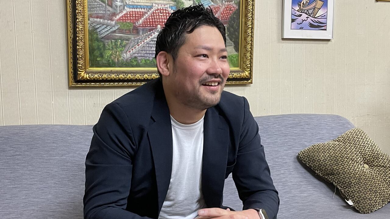 沖縄そば専門　やんばるで働く人の写真1枚目