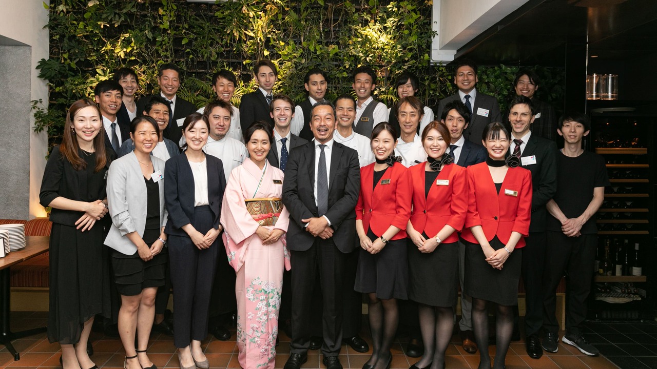 Bar & Restaurant COCONOMAで働く人の写真1枚目