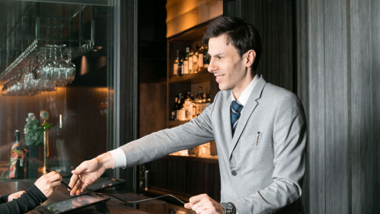 ホテル & レジデンス六本木の事業内容の写真1枚目