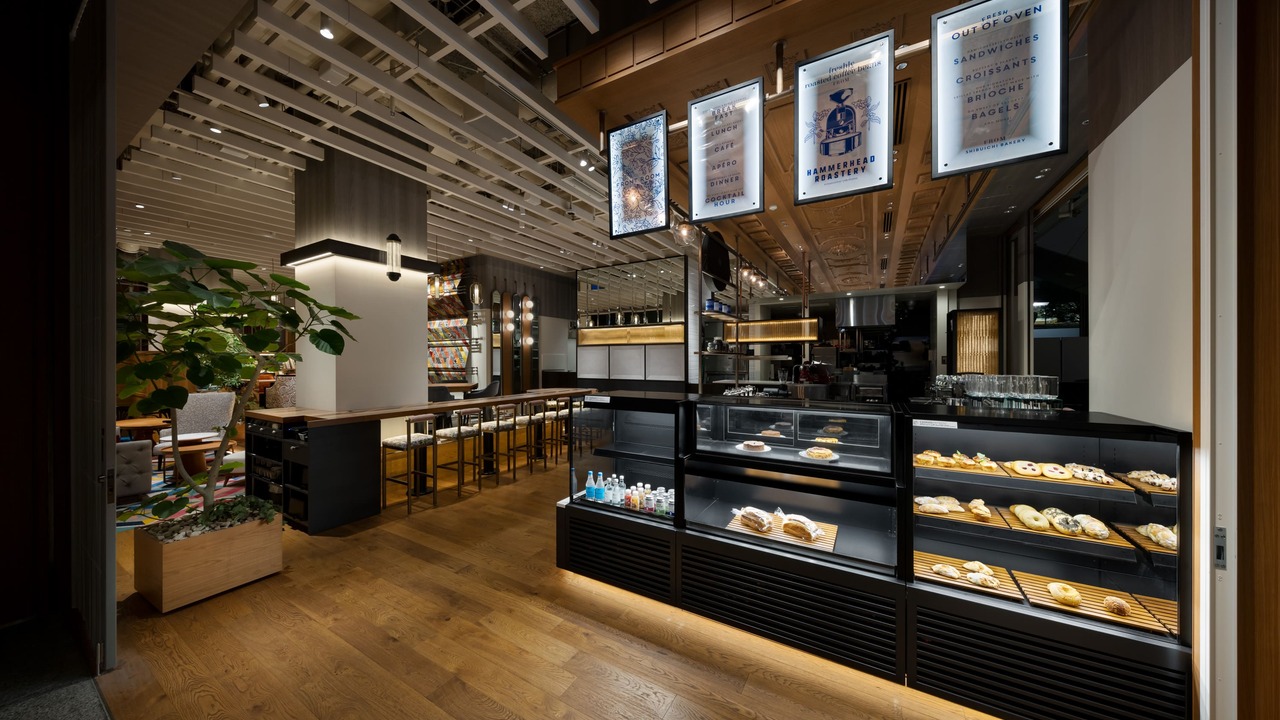 THE FRONT ROOM 丸の内で働く人の写真1枚目