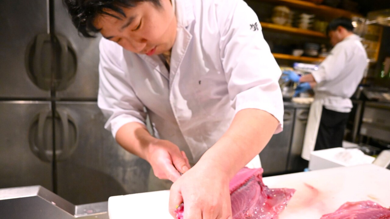 産直青魚専門 御厨の事業内容の写真1枚目