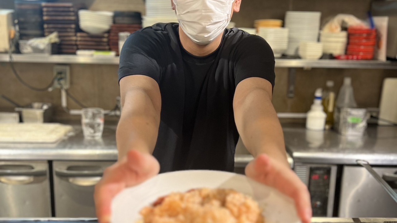 MARUGO KITCHENで働く人の写真1枚目