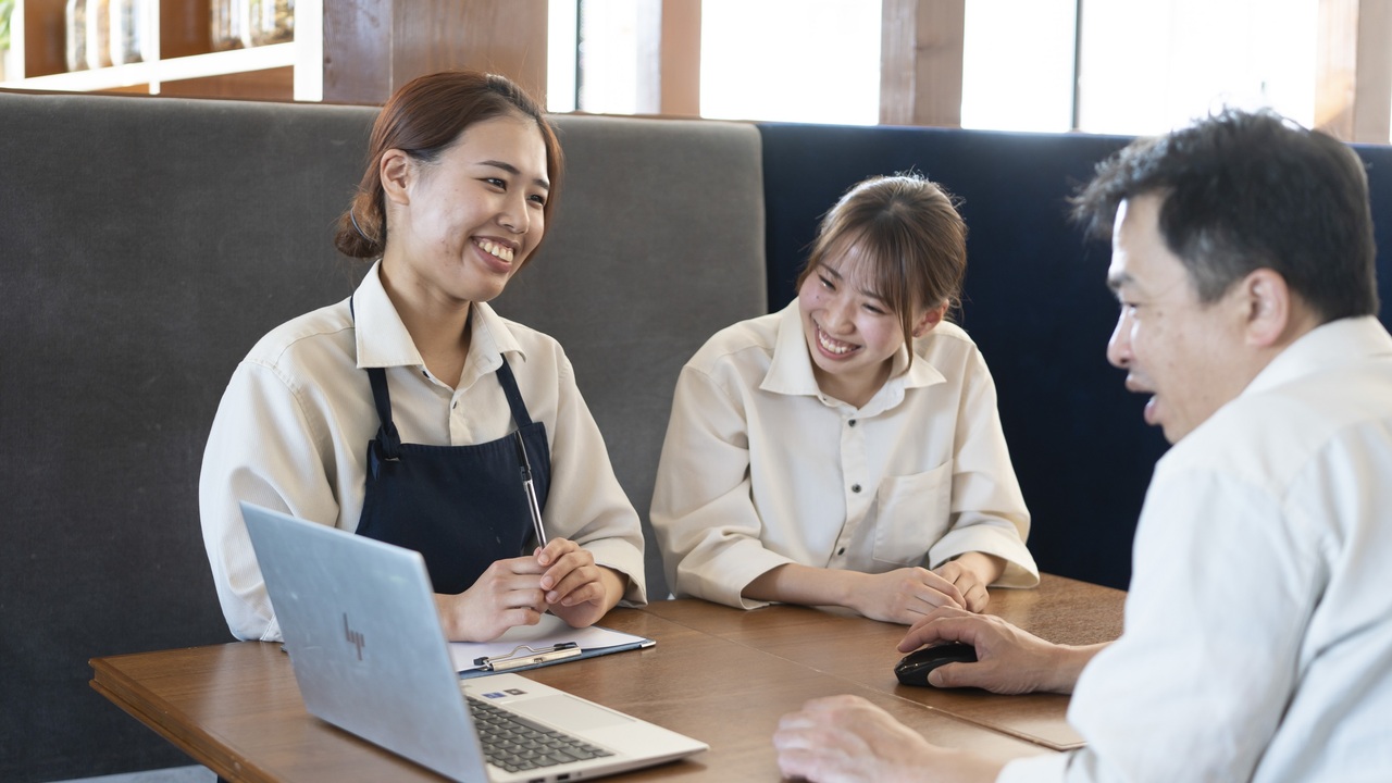 ラの壱で働く人の写真3枚目