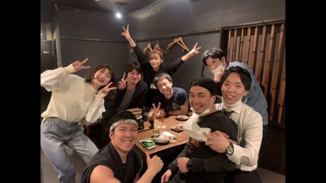 炭火焼鳥 真骨鳥で働く人の写真4枚目