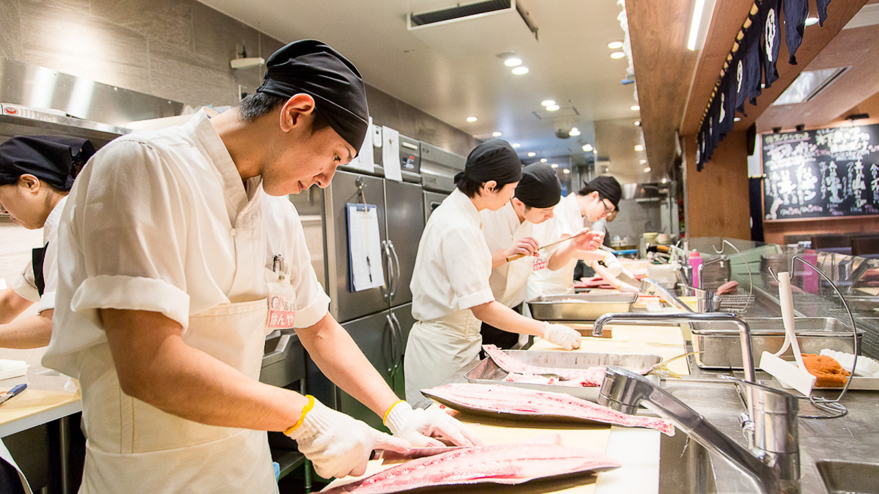 回転寿司 根室花まるの事業内容の写真1枚目
