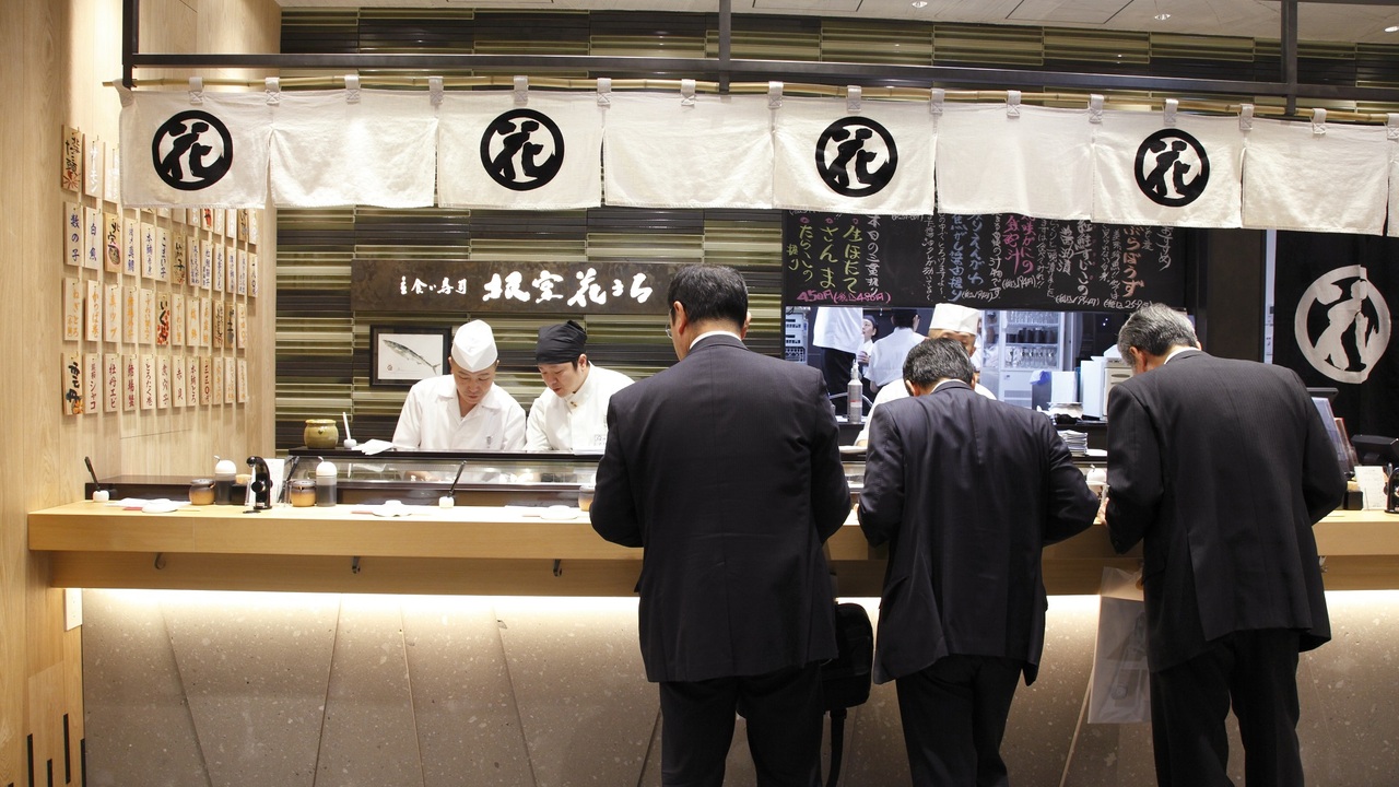 立食い寿司 根室花まるの事業内容の写真4枚目