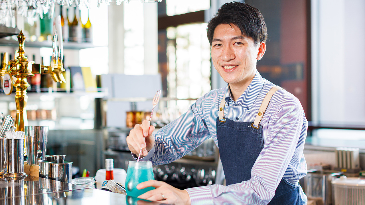 RIGOLETTO WINE AND BAR 丸の内で働く人の写真2枚目