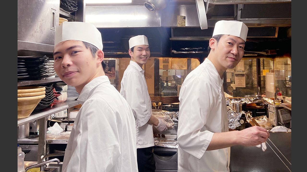 銀座しまだで働く人の写真2枚目