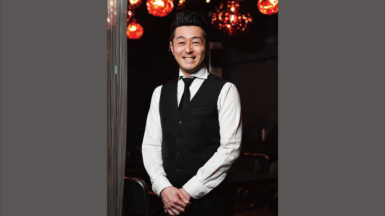 42BARで働く人の写真1枚目