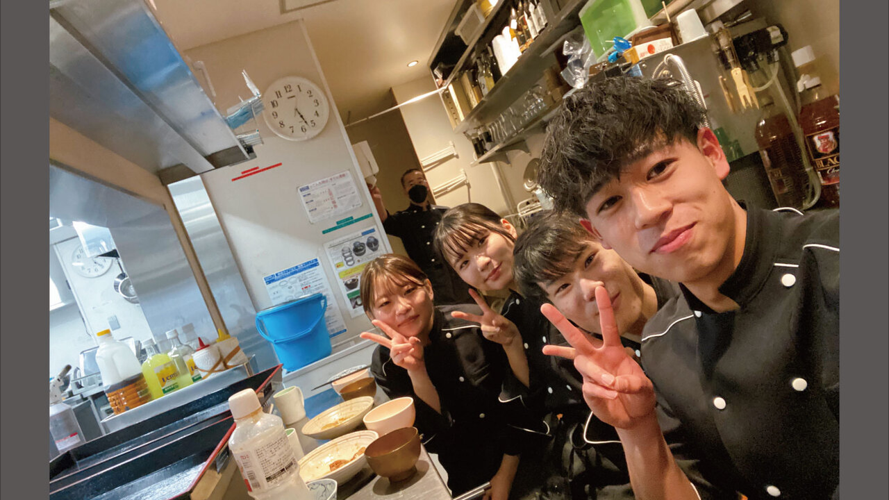 心・技・体　うるふ博多で働く人の写真1枚目