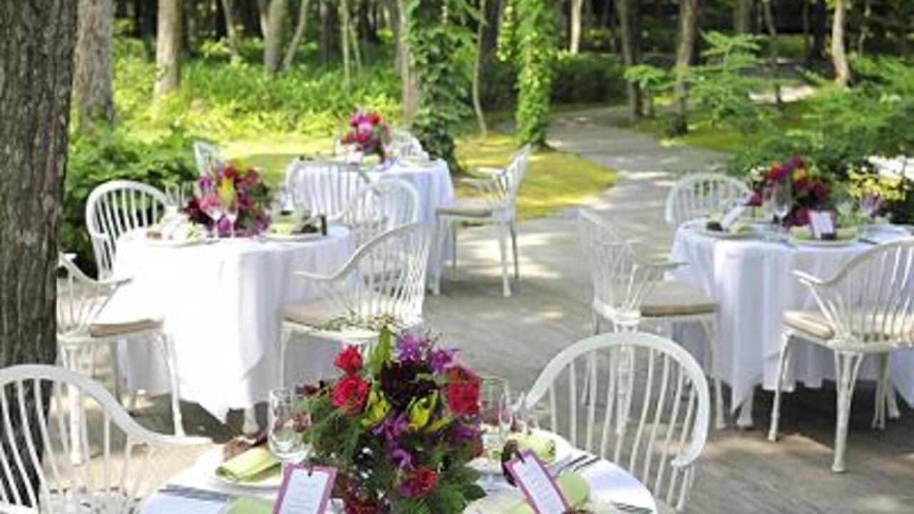 ニドムで働く人の写真1枚目