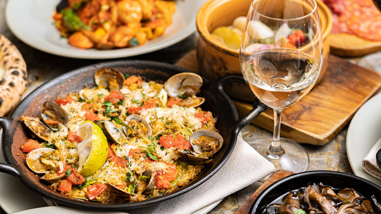 RIGOLETTO SMOKE GRILL AND BAR 祇園の事業内容の写真1枚目