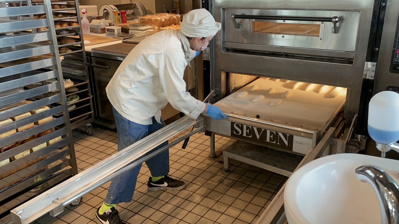 FARINAで働く人の写真3枚目