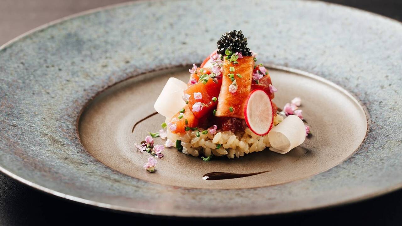 萬屋本店の事業内容の写真1枚目