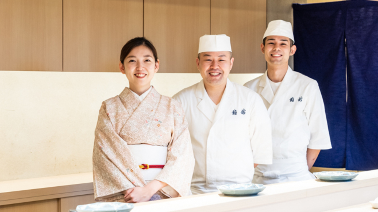銀座 鮨 佑で働く人の写真1枚目