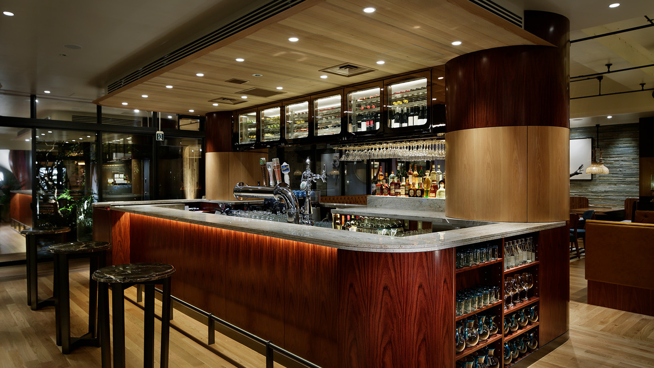 LAS DOS CARAS MODERN MEXICANO Y TACOS 原宿で働く人の写真3枚目