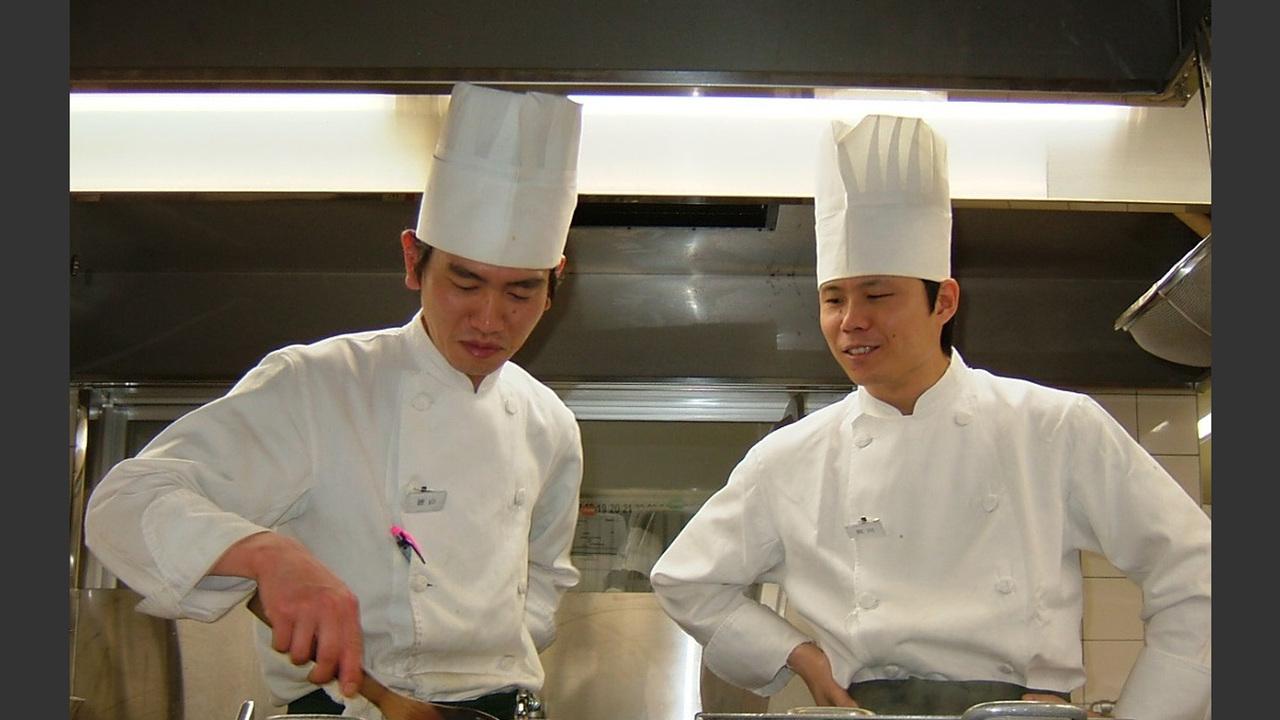 レストランニックスで働く人の写真1枚目