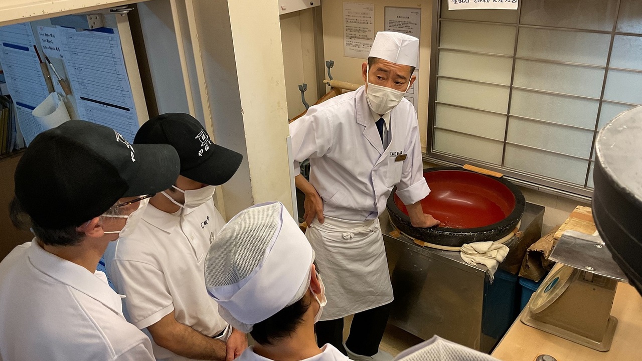 株式会社杉並藪蕎麥で働く人の写真4枚目