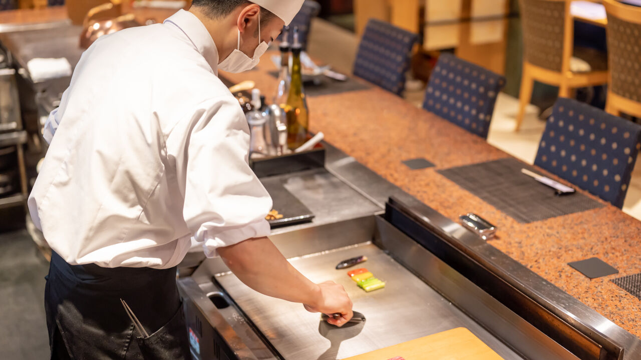 株式会社新本エージェンシーで働く人の写真1枚目