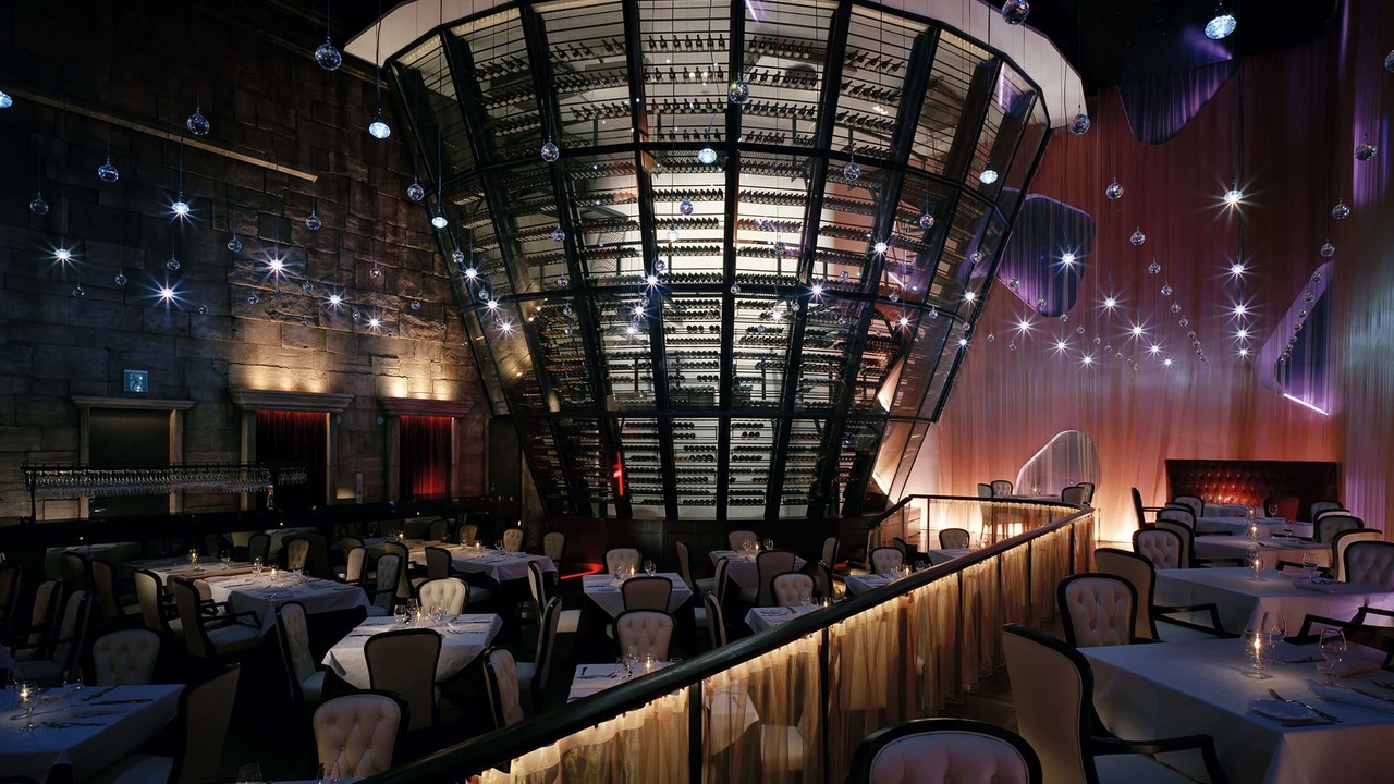 株式会社HUGEの事業内容の写真1枚目