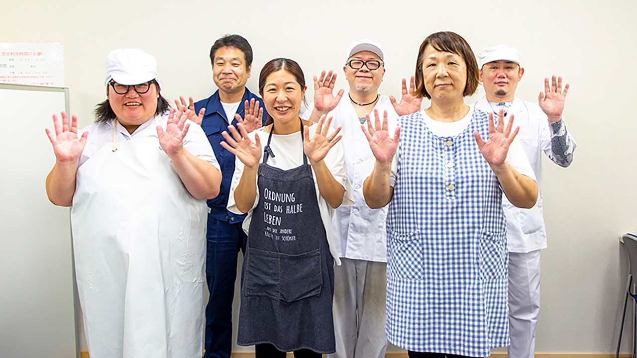 白岩物産株式会社で働く人の写真1枚目