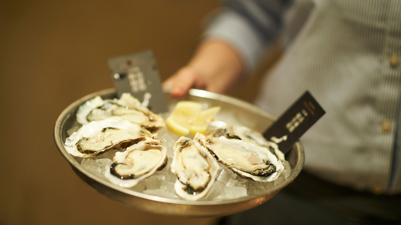 The Cave de Oyster|料理長・料理長候補の求人画像1枚目