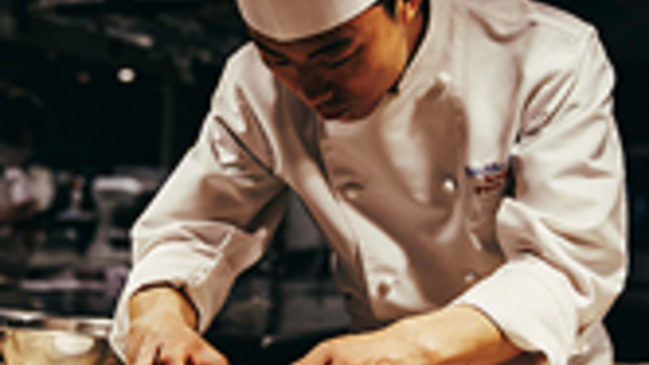 HOTEL SATO|料理長・料理長候補の求人画像1枚目
